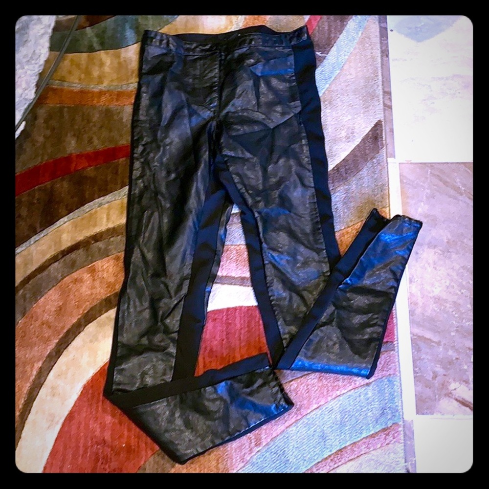 ❗️2/$15❗️H&M Black Faux Leather Pants